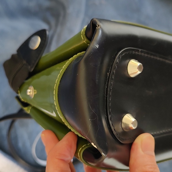 Beijo faux leather green/black color block shoulder bag. GUC. Preloved - Picture 14 of 15